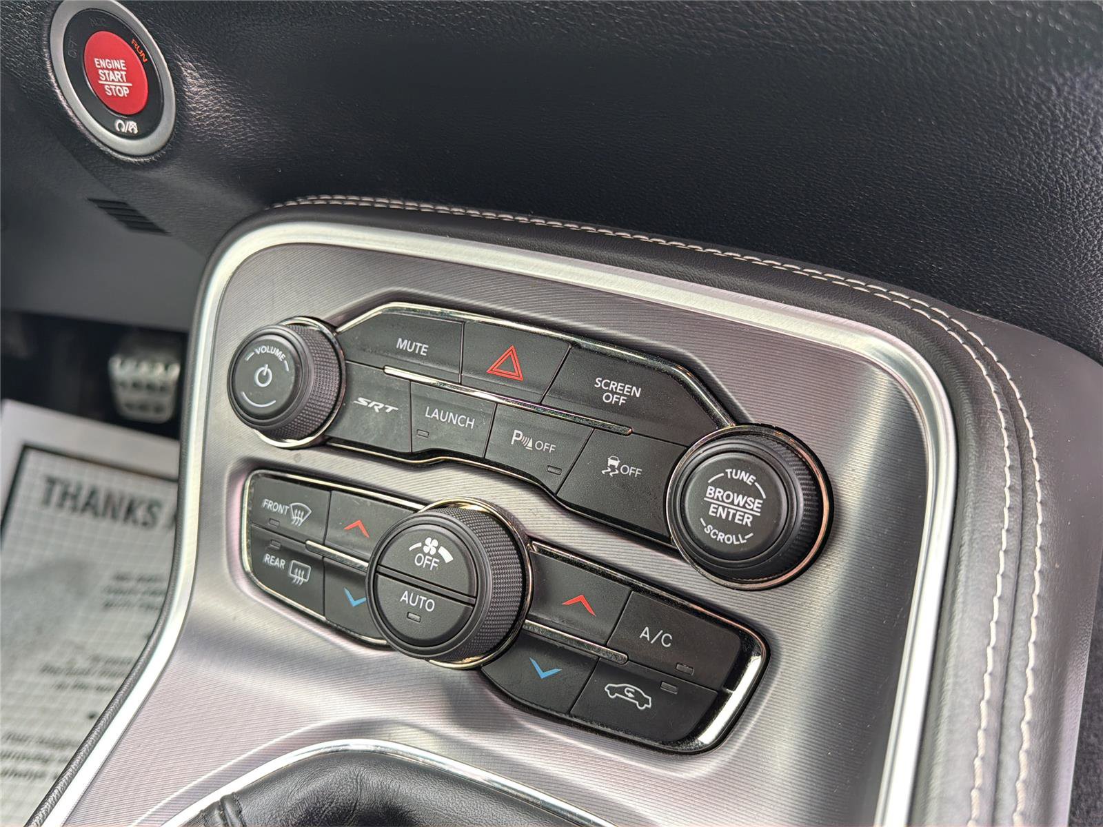 Used 2019 Dodge Challenger SRT Hellcat image 23