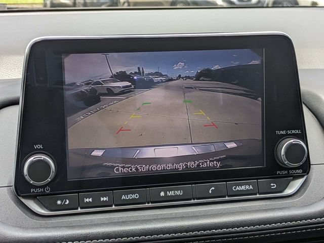 Used 2024 Nissan Rogue SV FWD image 23