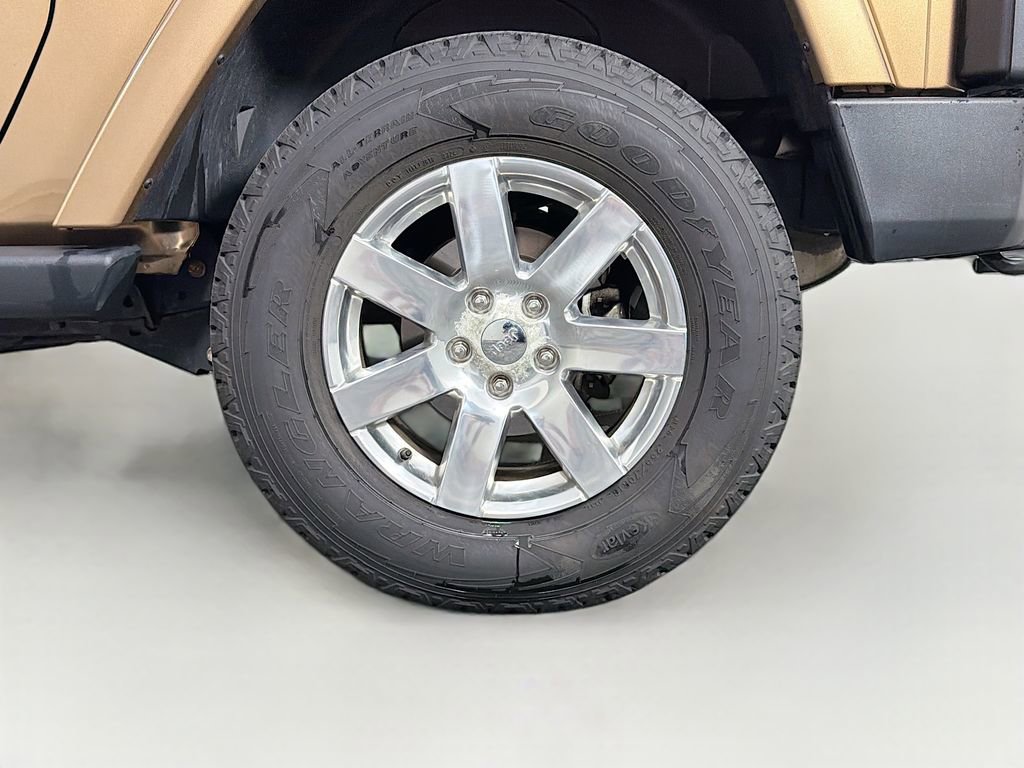 Used 2015 Jeep Wrangler Sahara w/ Trailer Tow Group image 28