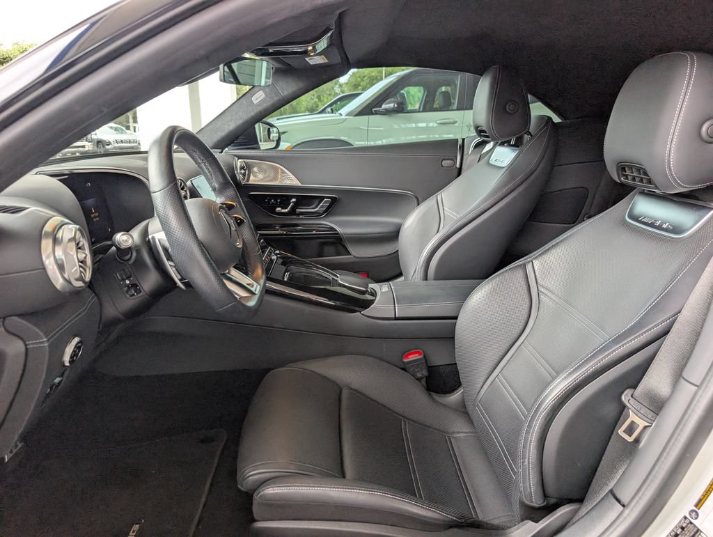 Used 2022 Mercedes-Benz SL 63 AMG 4MATIC w/ Driver Assistance Package image 13
