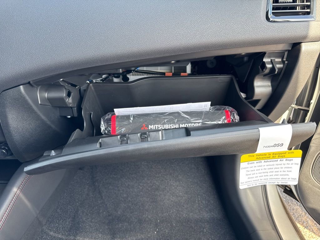 New 2026 Mitsubishi Outlander Sport LE AWD/4WD image 17