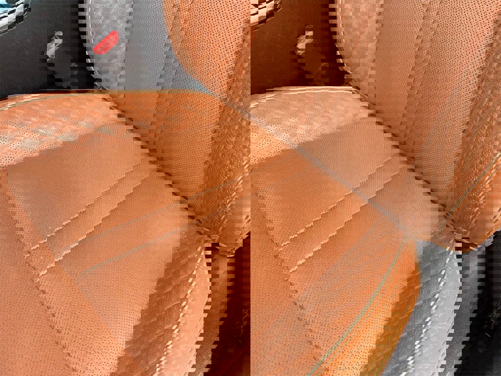 Used 2021 Kia Sorento SX Prestige image 16