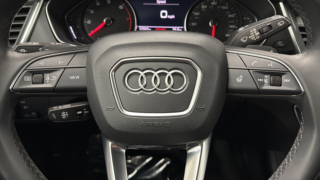 Used 2023 Audi Q5 2.0T Premium w/ Convenience Package AWD/4WD image 16