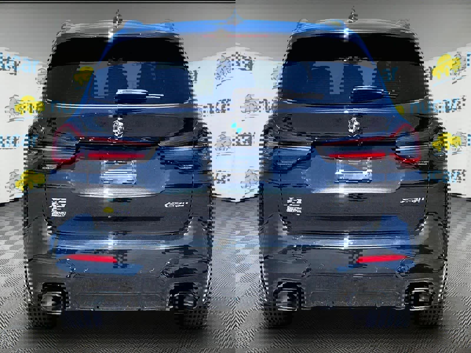 Used 2024 BMW X3 xDrive30i w/ Premium Package AWD/4WD image 5