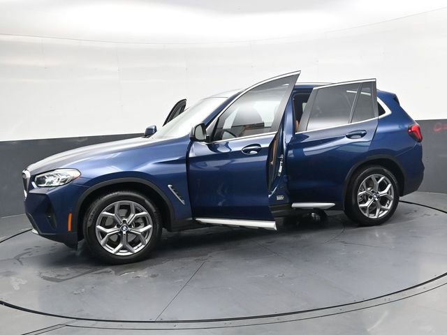 Used 2024 BMW X3 xDrive30i w/ Premium Package AWD/4WD image 37