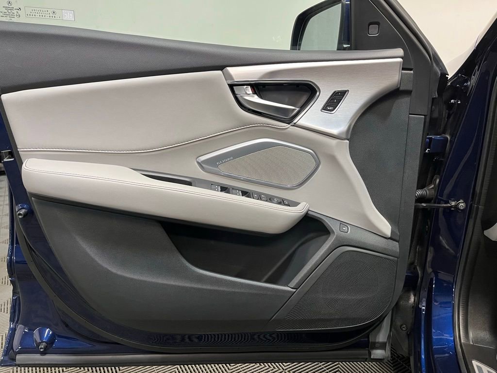 Certified 2024 Acura RDX w/ Technology Package image 13