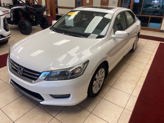 Used 2015 Honda Accord EX image 1