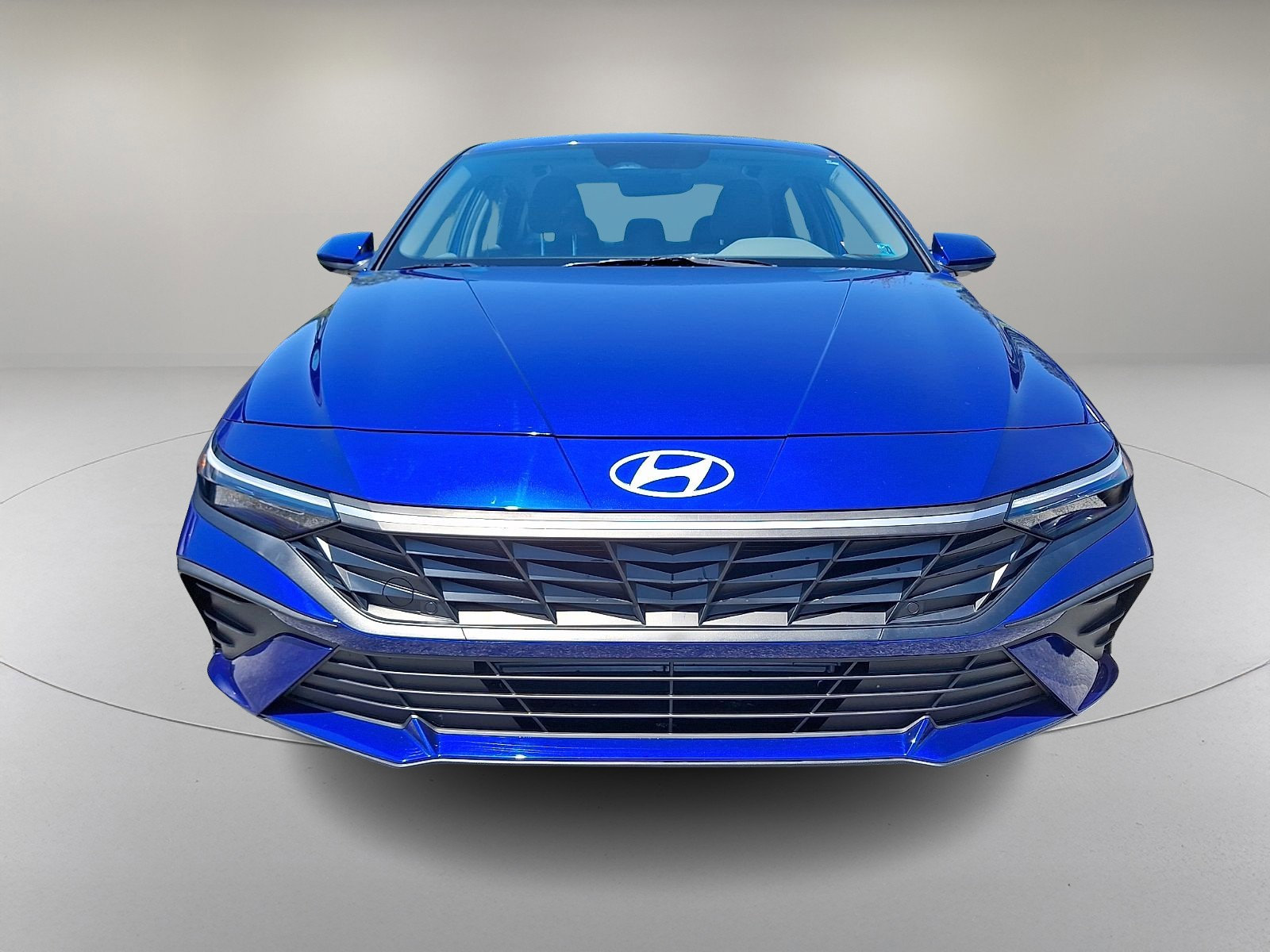 Used 2024 Hyundai Elantra SEL FWD image 3
