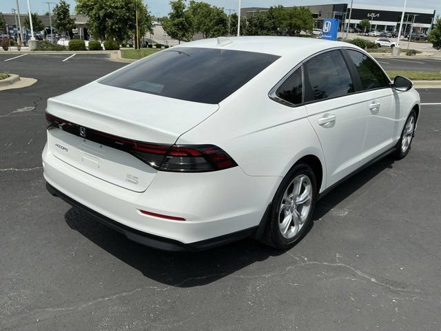 Used 2024 Honda Accord LX image 3
