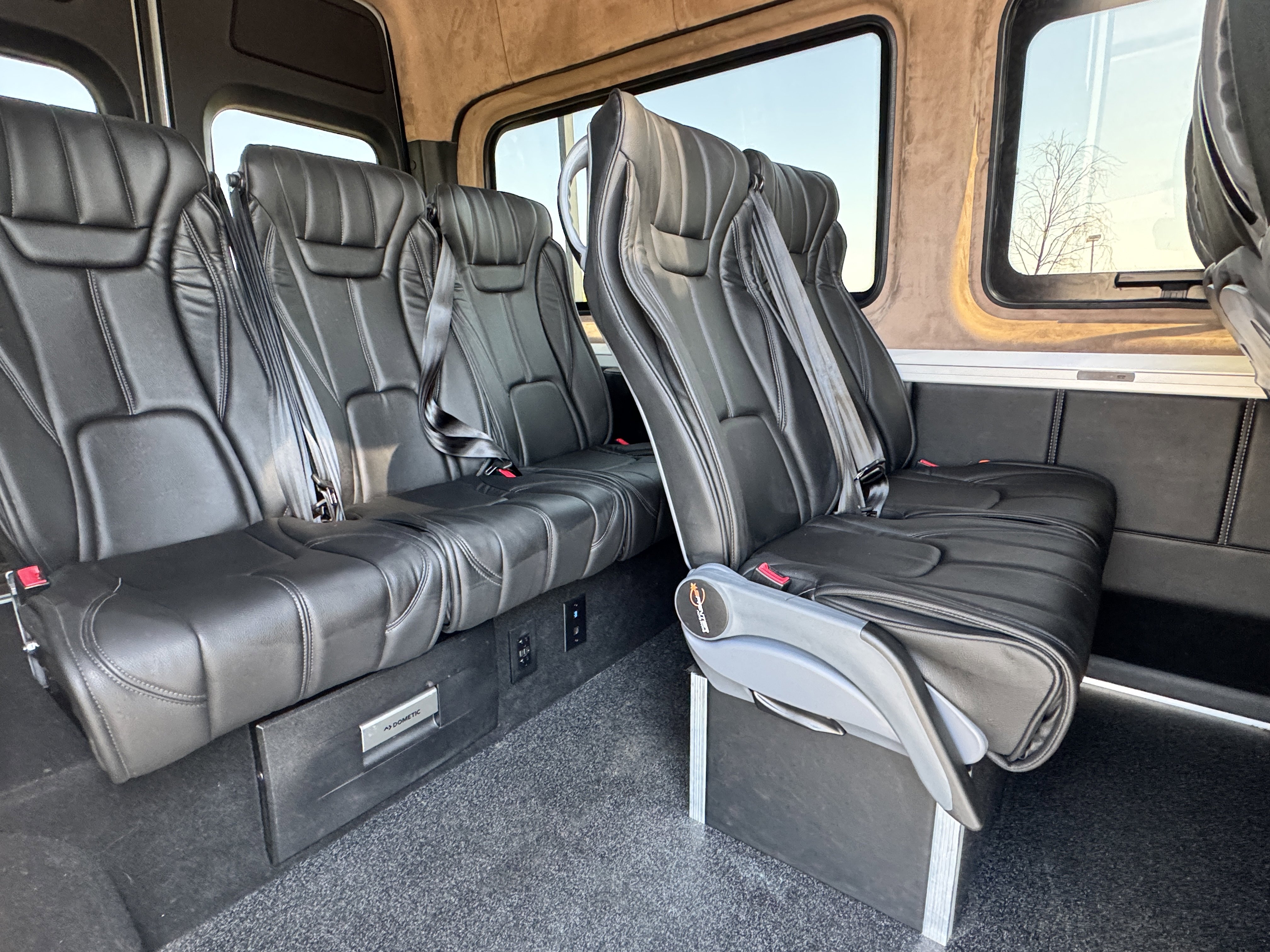 Used 2023 Mercedes-Benz Sprinter 2500 image 26