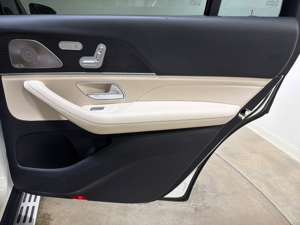 Used 2022 Mercedes-Benz GLS 450 GLS 450 image 26