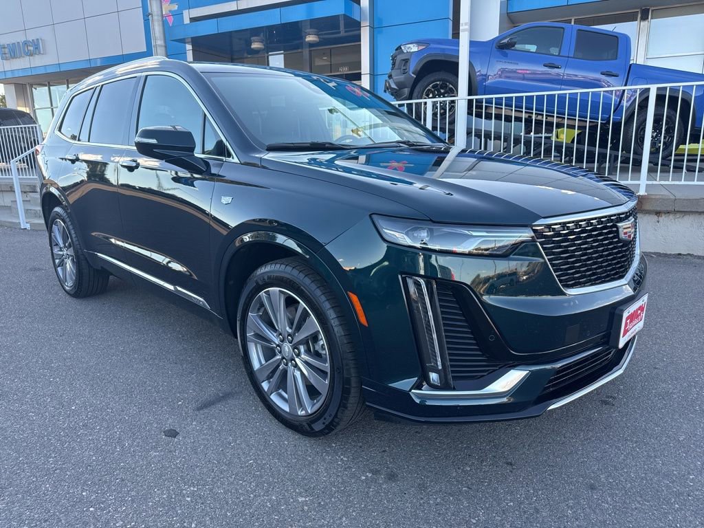 Used 2025 Cadillac XT6 Premium Luxury