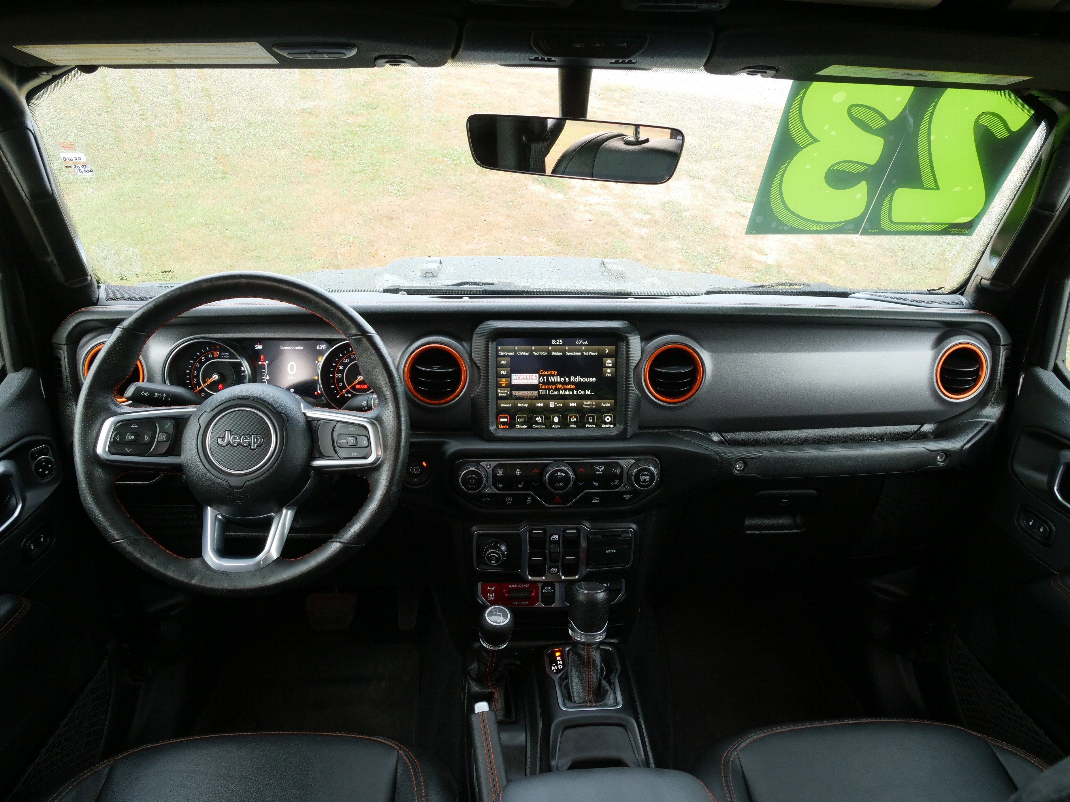 Used 2023 Jeep Gladiator Mojave w/ Cold Weather Group image 18