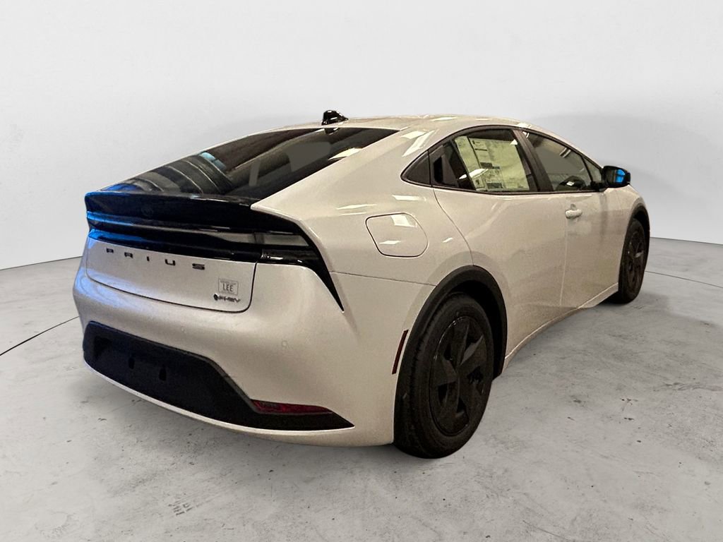 New 2026 Toyota Prius Plug-In Hybrid image 5