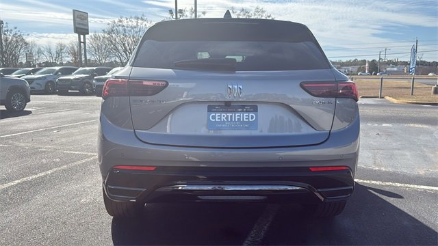 Certified 2025 Buick Envision Sport Touring image 6