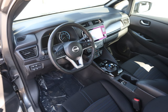 Used 2025 Nissan Leaf SV Plus FWD image 12