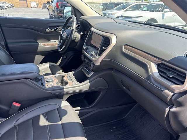 Certified 2023 GMC Acadia Denali w/ Denali Technology Package AWD/4WD image 29