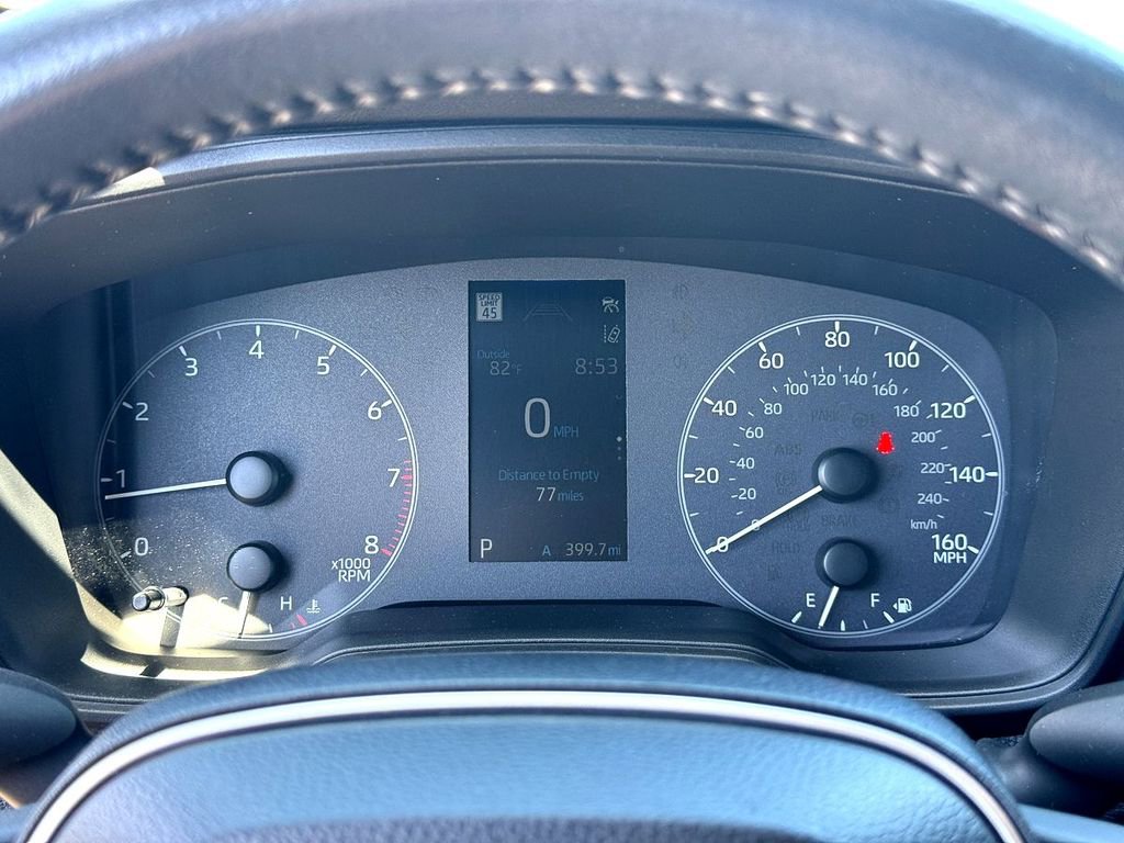 Used 2023 Toyota Corolla SE w/ SE Premium Package image 18