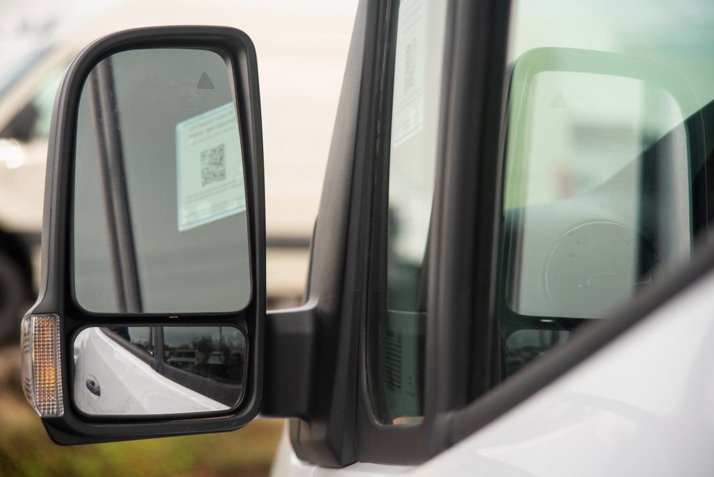 Used 2025 Mercedes-Benz Sprinter 2500 image 20