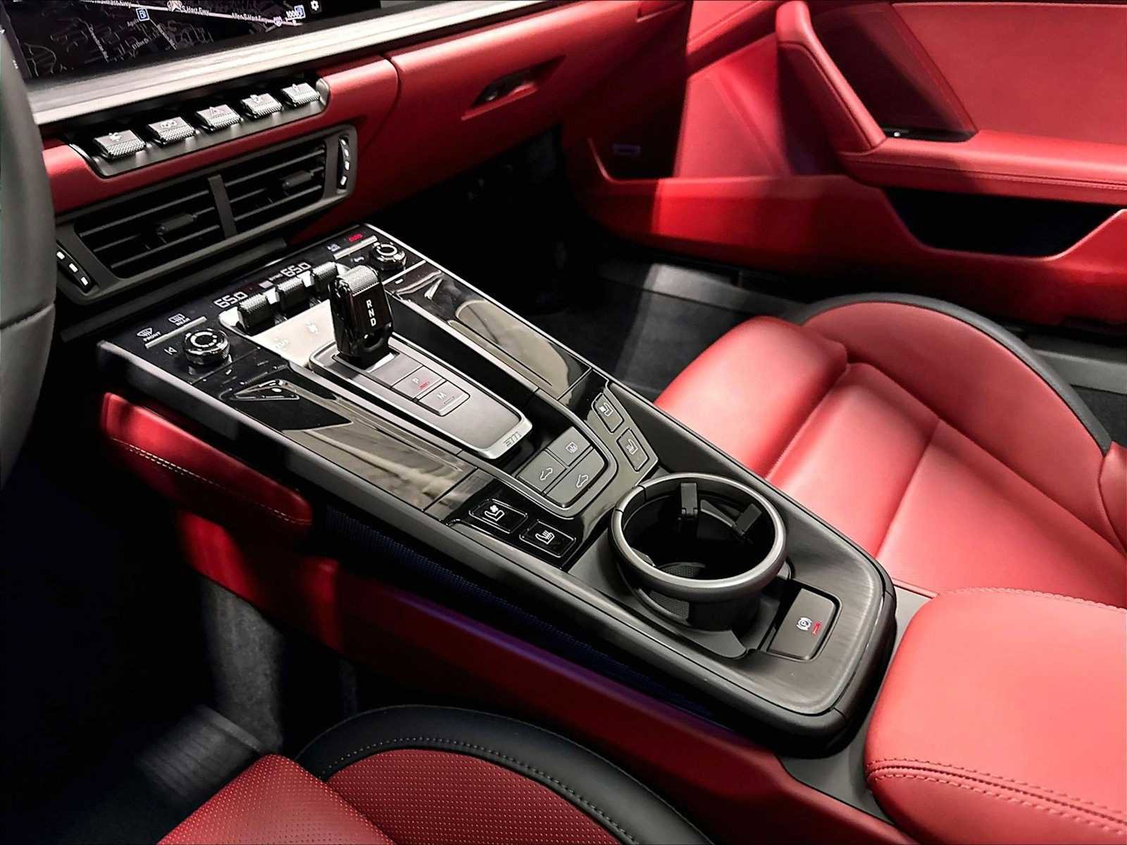 Used 2026 Porsche 911 Carrera GTS RWD image 19