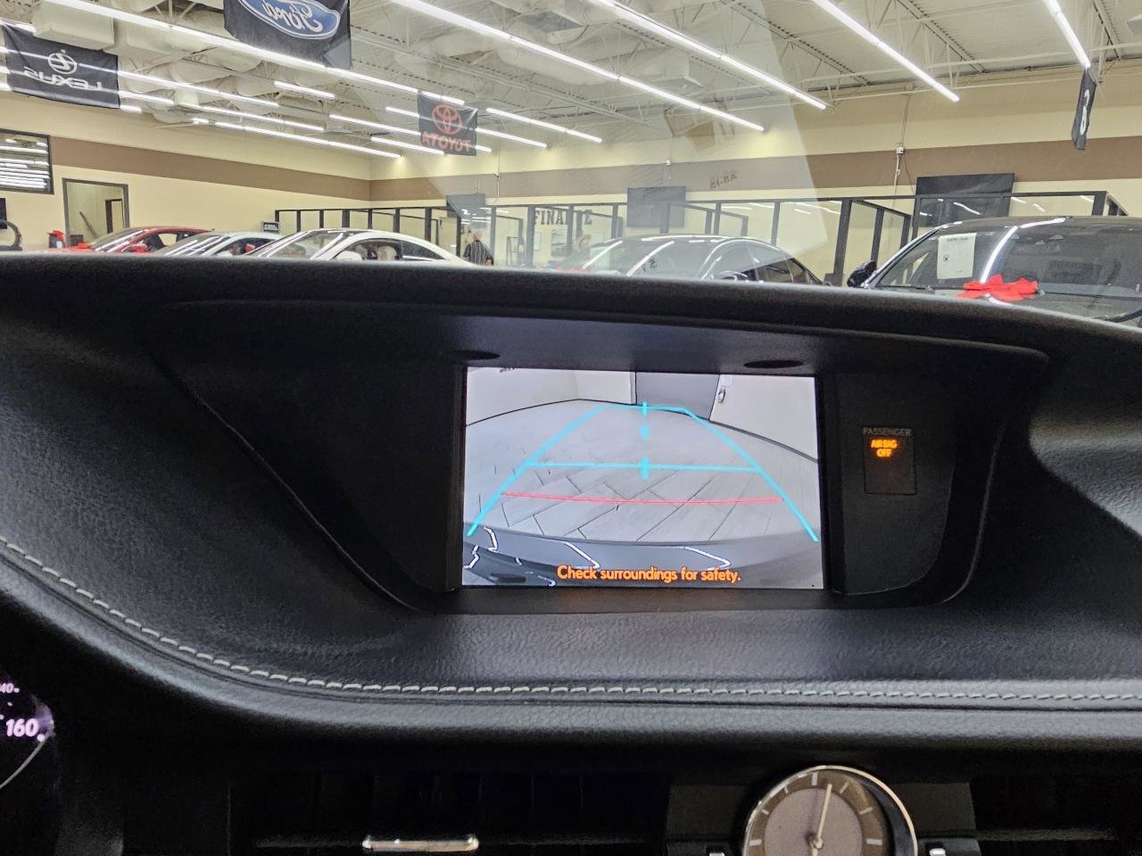 Used 2014 Lexus ES 350 w/ Luxury Package FWD image 32