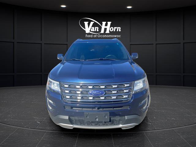 Used 2017 Ford Explorer Limited w/ Equipment Group 301A image 2