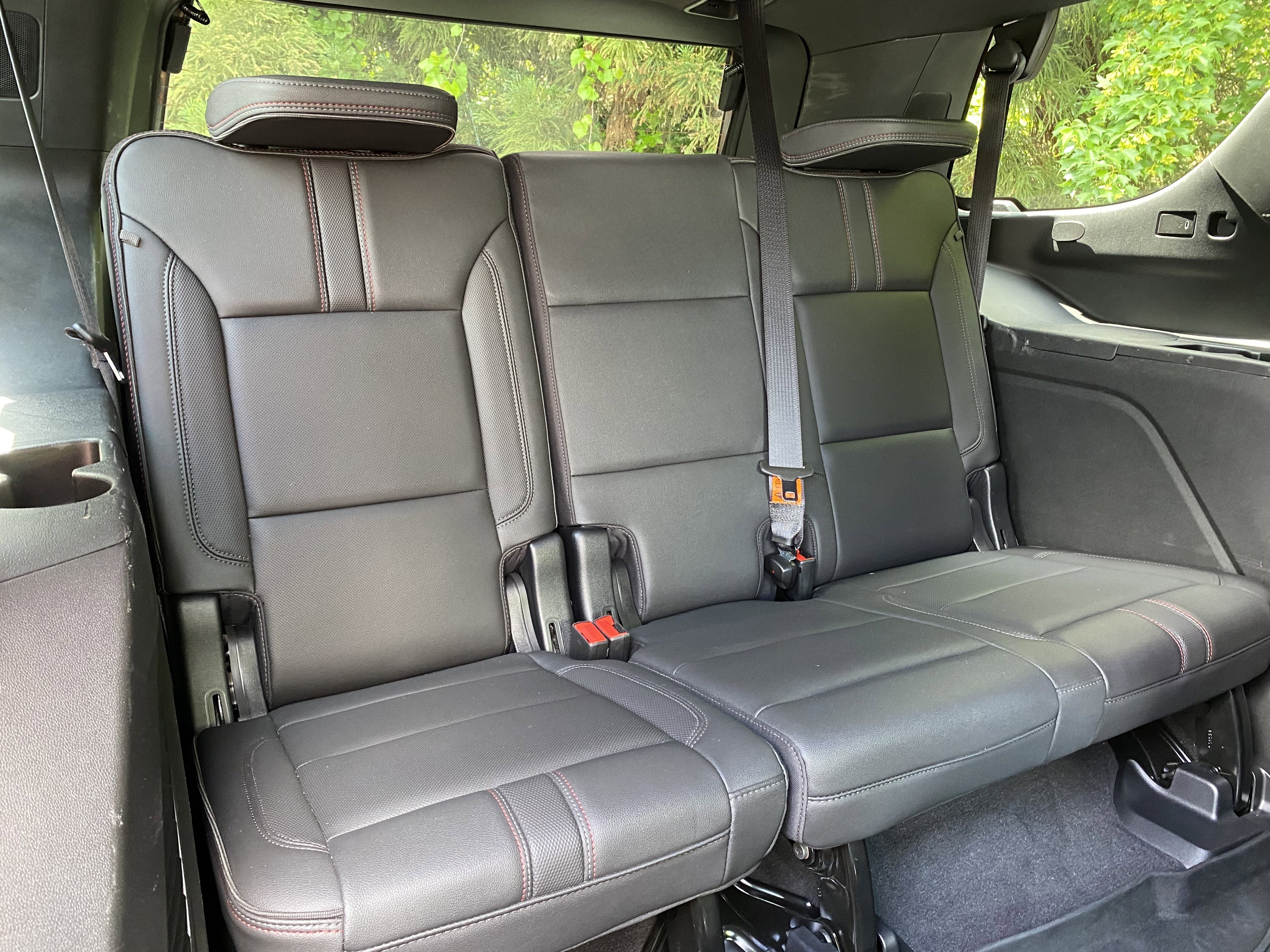 Used 2022 Chevrolet Tahoe RST w/ Luxury Package AWD/4WD image 38