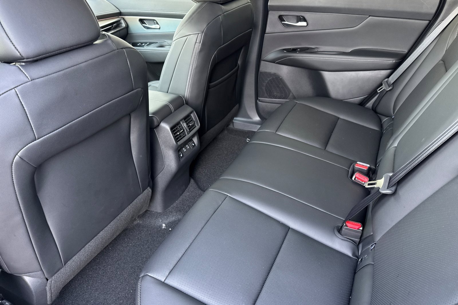 New 2026 Nissan Murano SL w/ Comfort Package image 9