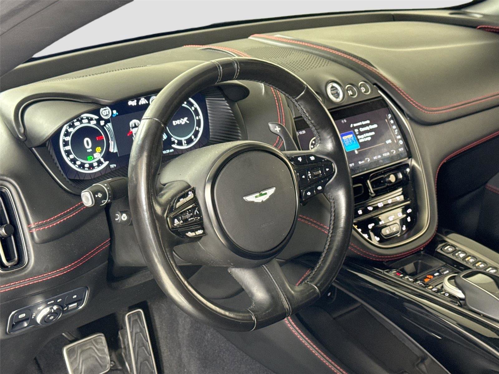 Used 2021 Aston Martin DBX image 16