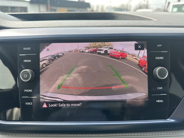 Used 2024 Volkswagen Taos SE image 19