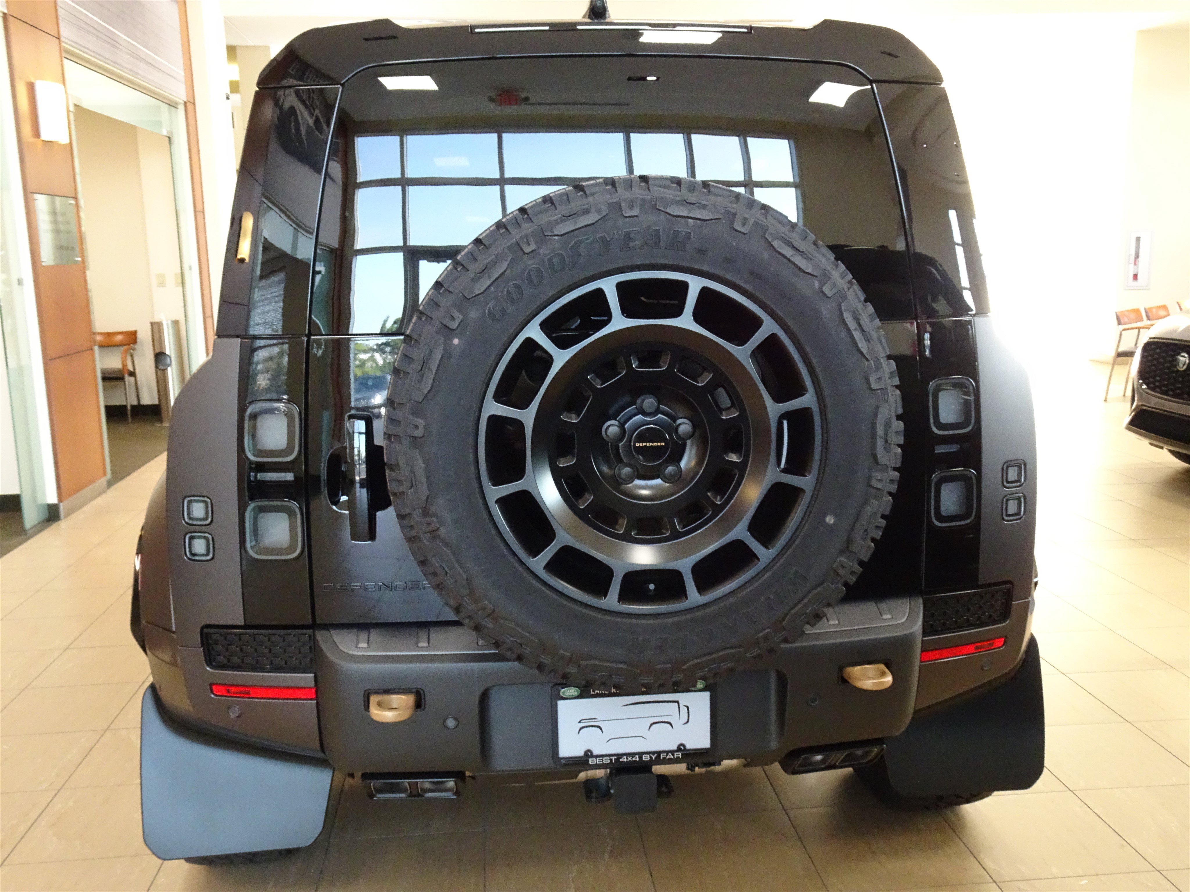 New 2026 Land Rover Defender 110 OCTA AWD/4WD image 6