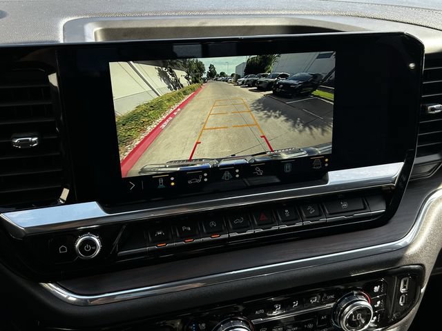 Used 2023 GMC Sierra 1500 SLT AWD/4WD image 18
