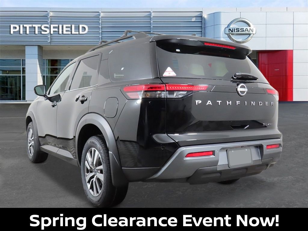 New 2026 Nissan Pathfinder SL image 6