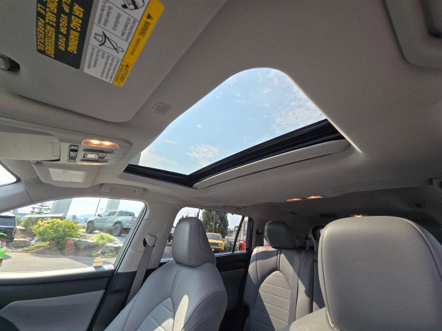 Used 2021 Toyota Highlander XLE image 25