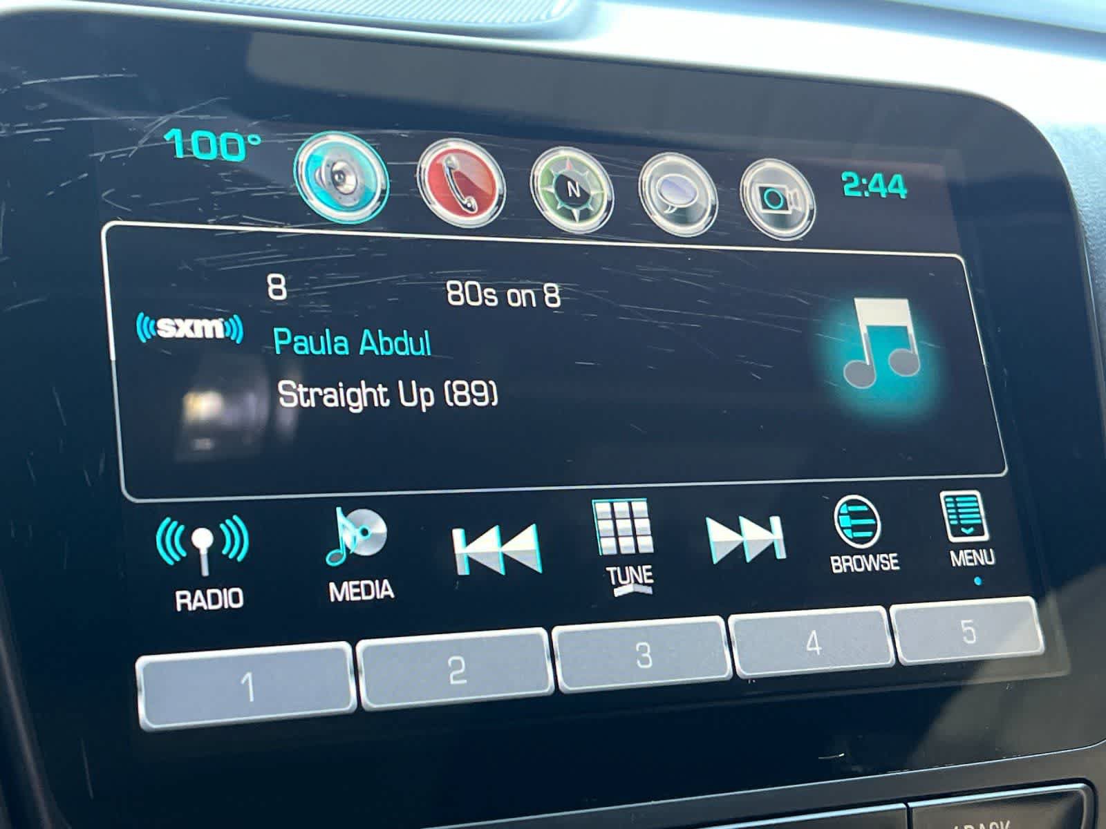 Used 2018 Chevrolet Equinox Premier FWD image 19