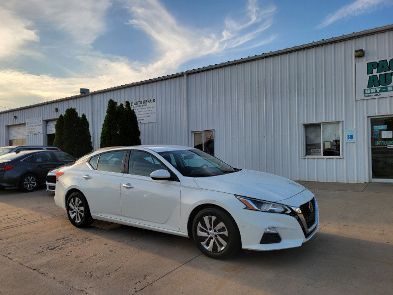 Used 2020 Nissan Altima 2.5 S FWD image 9