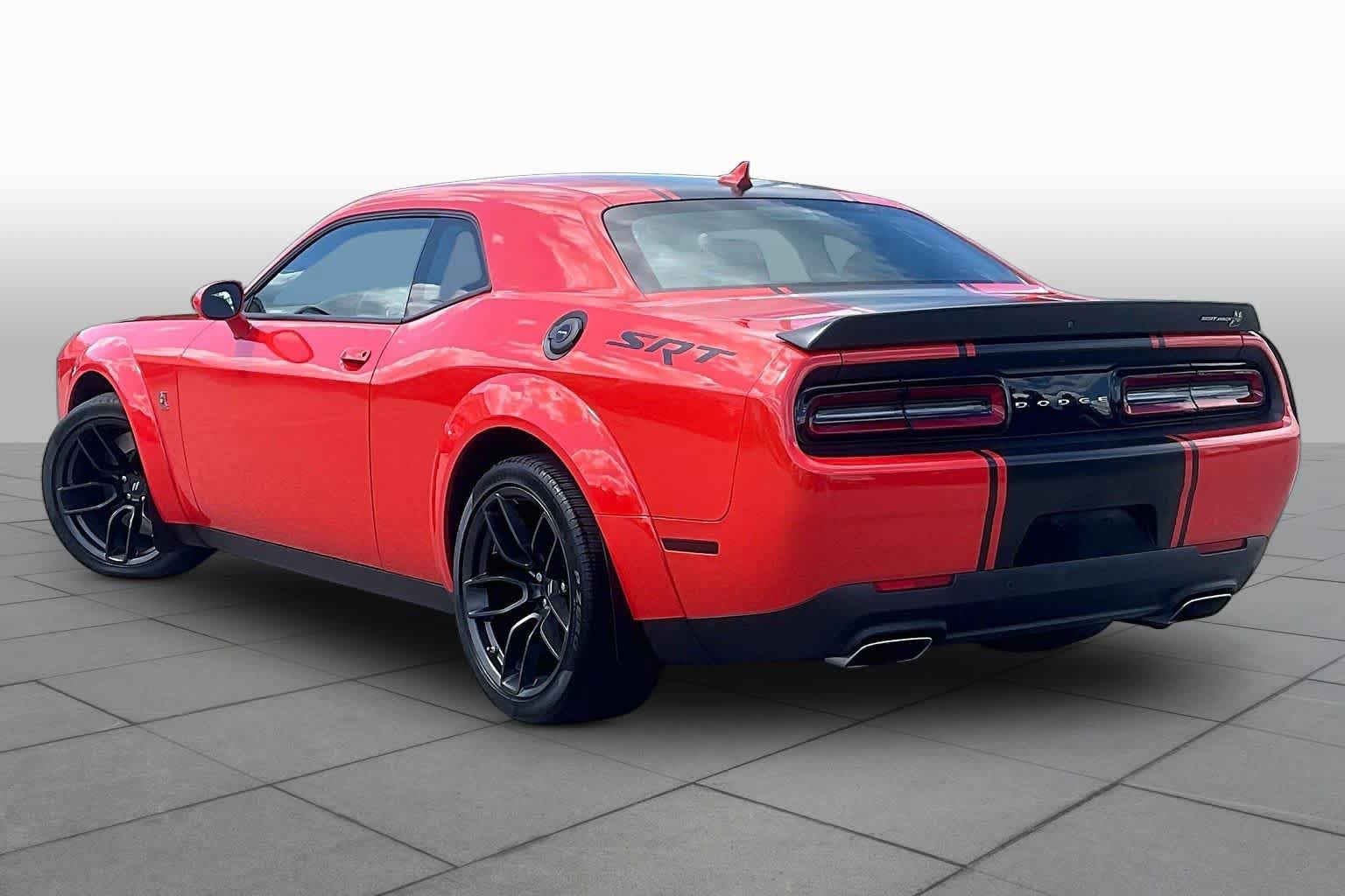 Used 2022 Dodge Challenger R/T Scat Pack RWD image 11