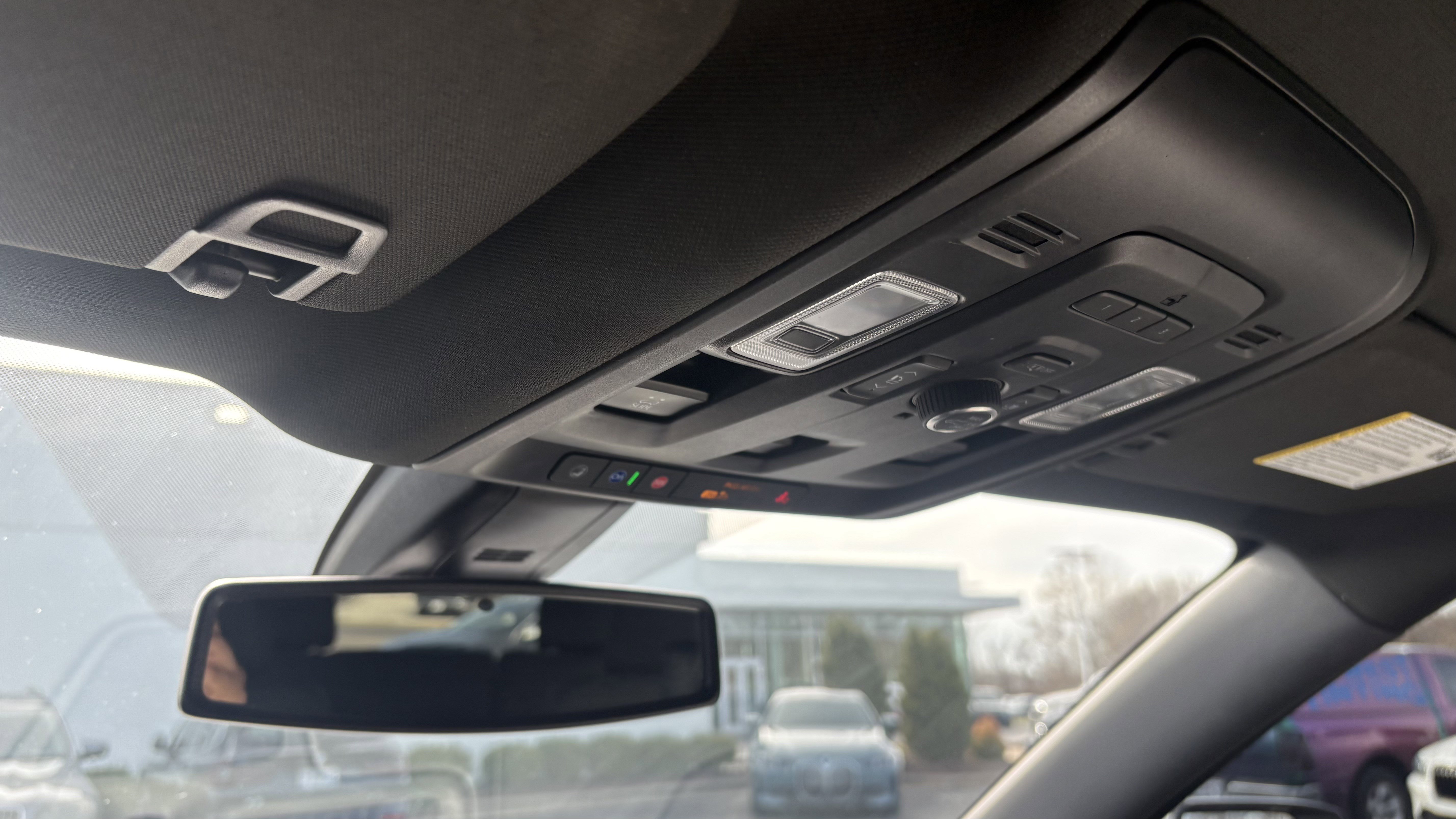 Used 2021 GMC Yukon Denali image 28