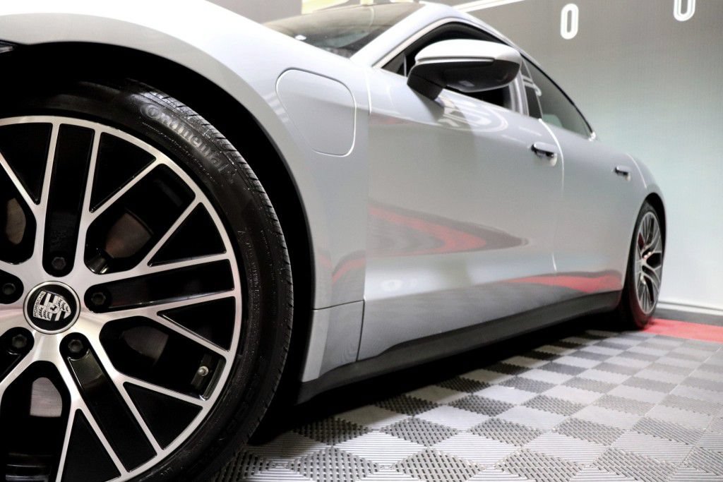 Used 2020 Porsche Taycan 4S AWD/4WD image 73