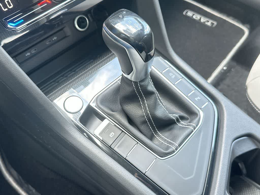 New 2026 Volkswagen Taos SE FWD image 20