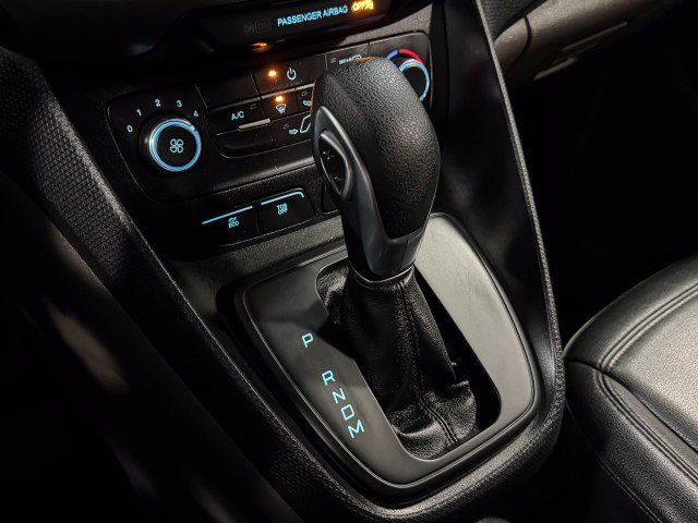 Used 2022 Ford Transit Connect XL w/ Trailer Tow Package image 27