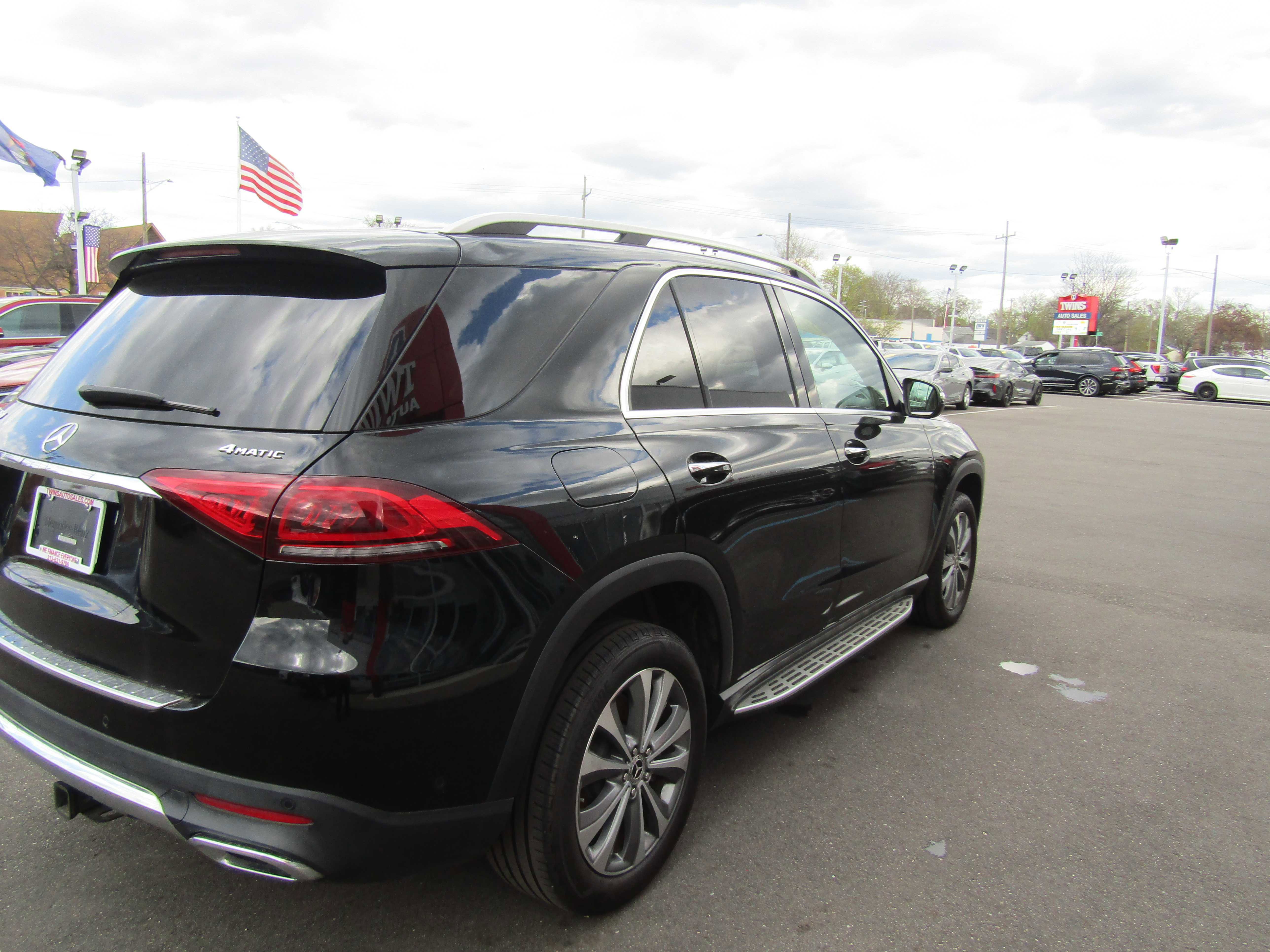 Used 2020 Mercedes-Benz GLE 350 4MATIC w/ 3rd Row Seat Package image 5