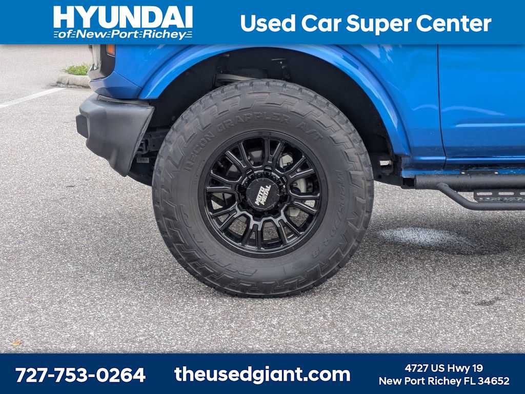 Used 2022 Ford Bronco Outer Banks AWD/4WD image 10