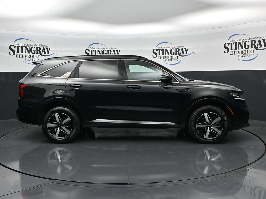 Used 2021 Kia Sorento EX w/ Panoramic Sunroof Package AWD/4WD image 8