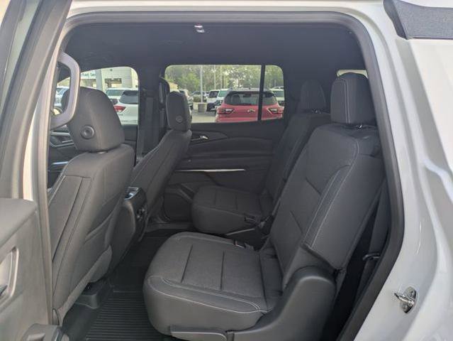 New 2026 Chevrolet Traverse LT w/ LPO, Floor Liner Package FWD image 16
