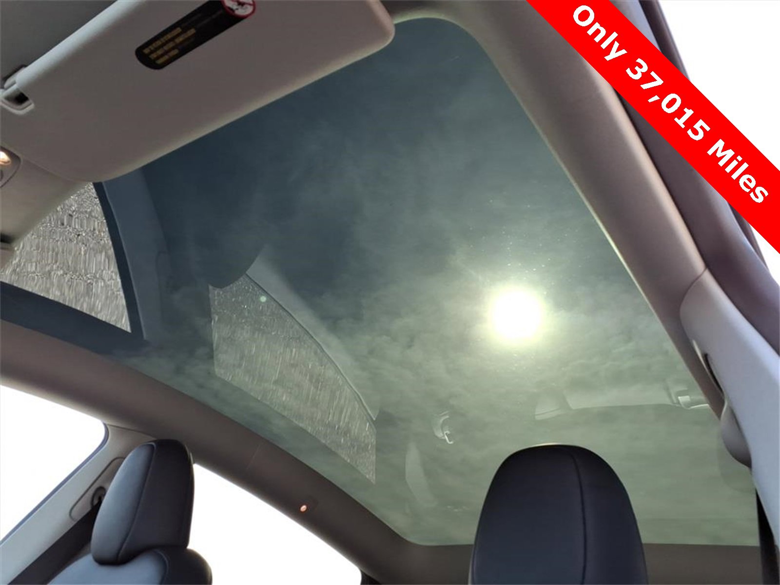 Used 2022 Tesla Model Y Long Range image 10