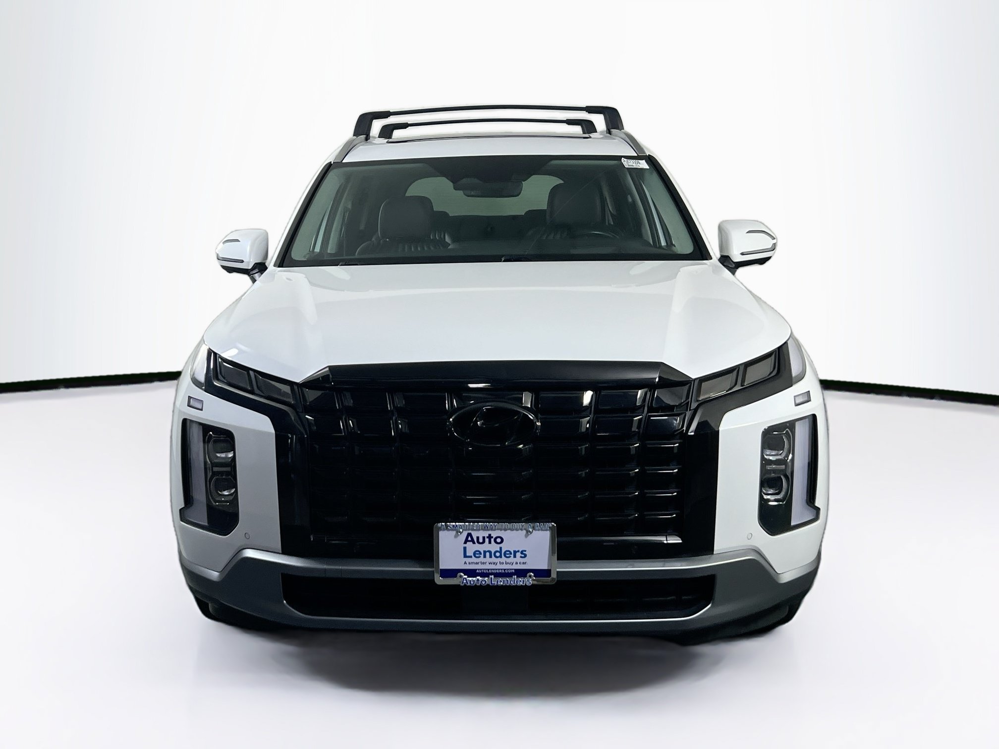 Used 2023 Hyundai Palisade Limited AWD/4WD image 2