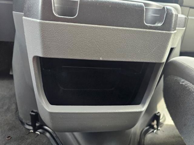 Used 2011 Ford E-350 and Econoline 350 XLT RWD image 19