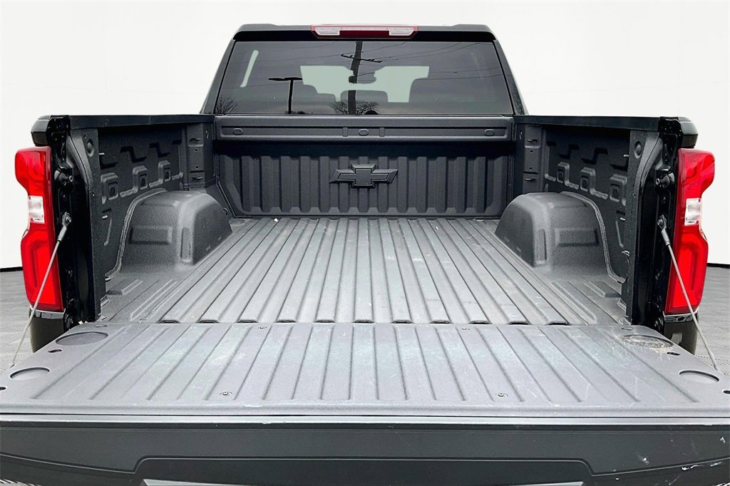Used 2025 Chevrolet Silverado 1500 LT Trail Boss w/ Protection Package image 18