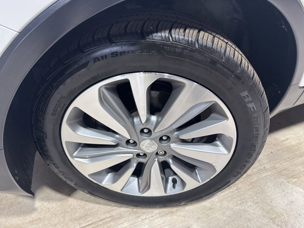 Used 2018 Buick Encore Preferred image 2